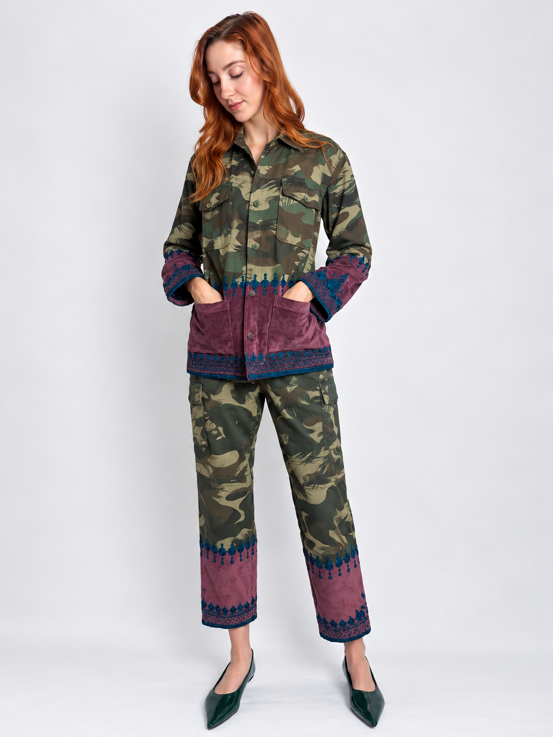 Tún Jacket and Tún Cargo Pants in Onion / Blue, styled together.