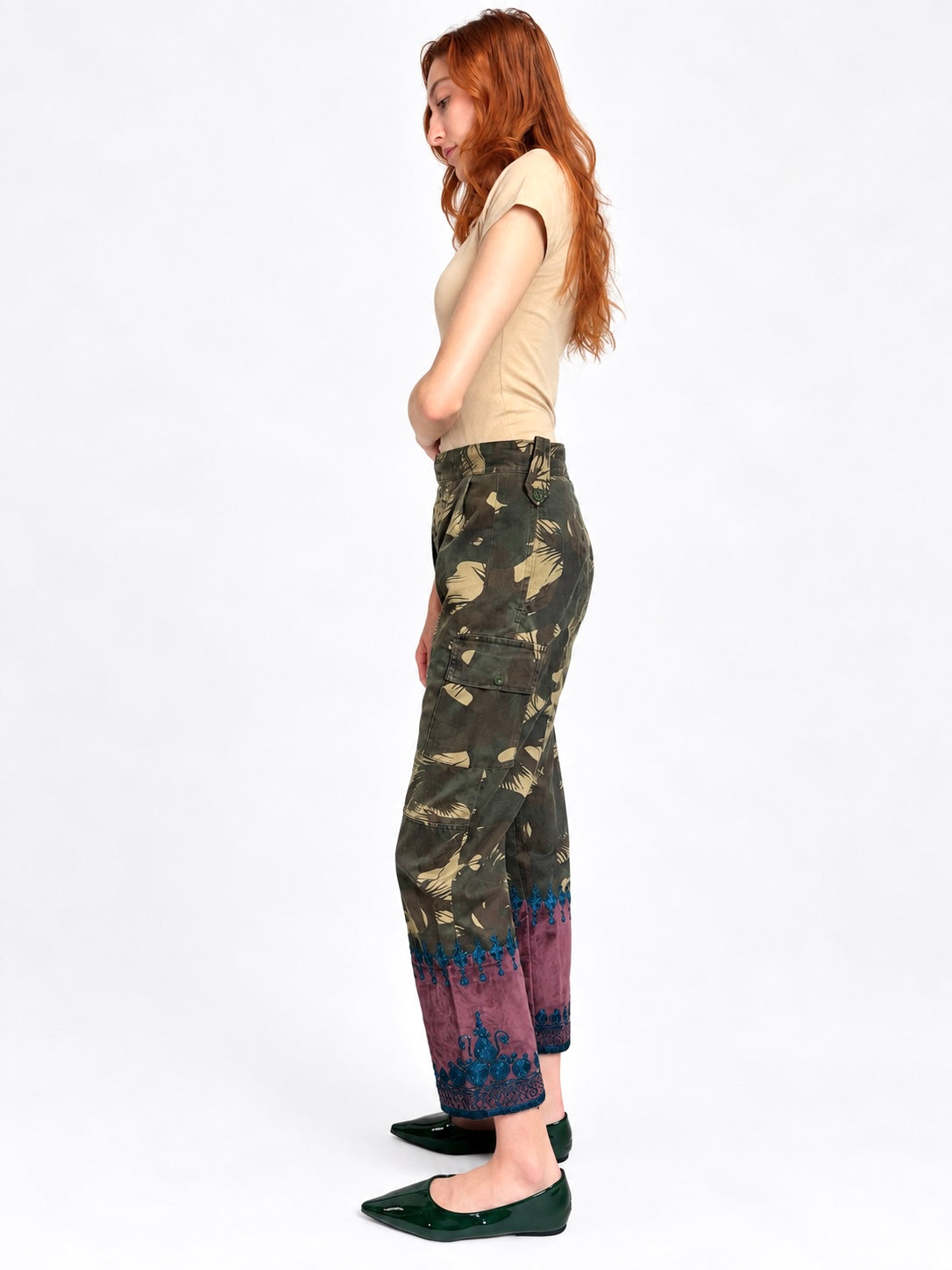 Tún Cargo Pants velvet back-waist tab detail