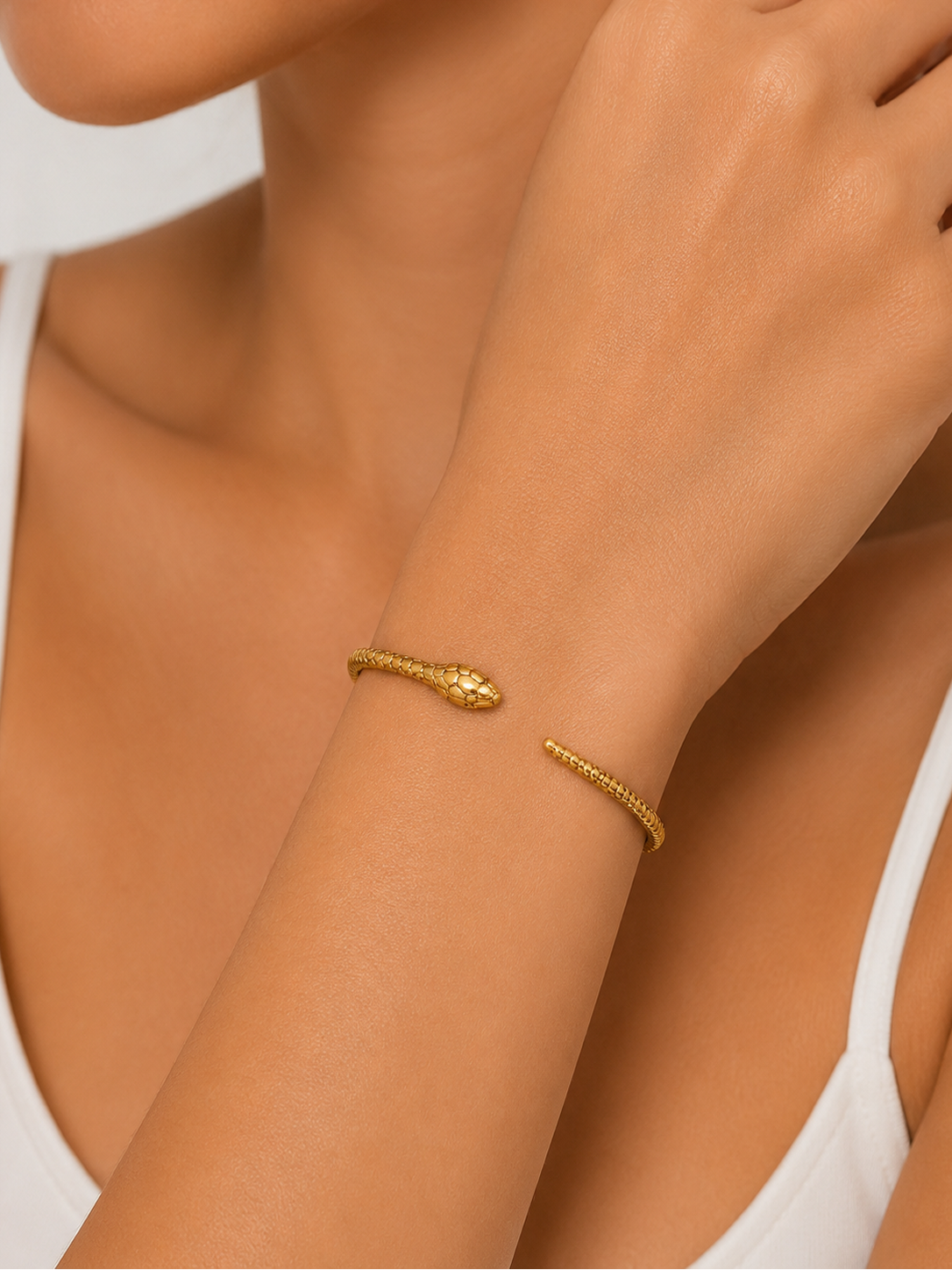 Scale Cuff