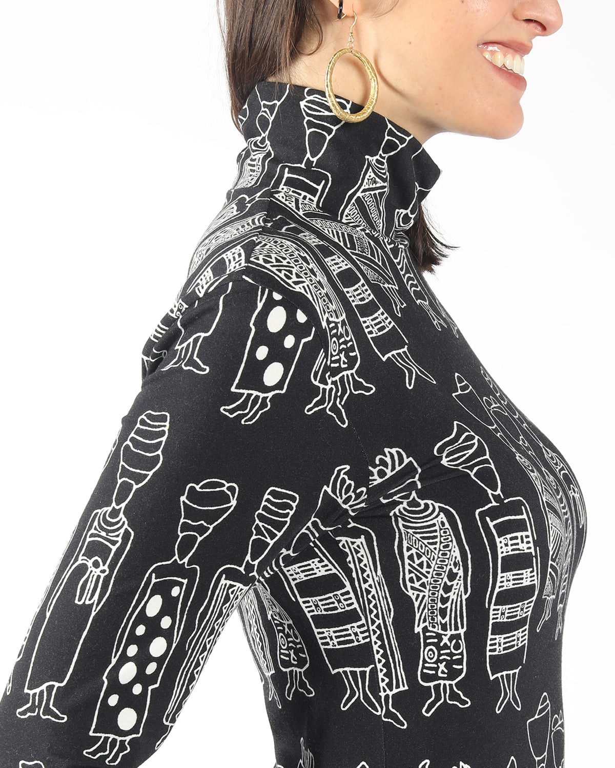 black and white African print stylish women's turtleneck