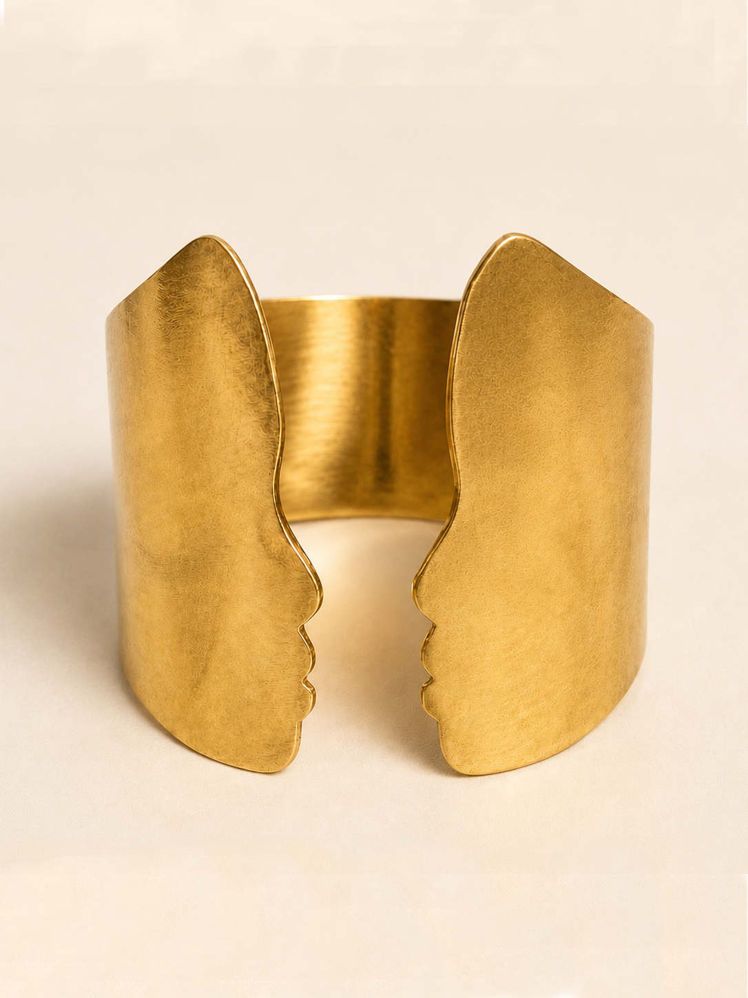 The Mirror Cuff