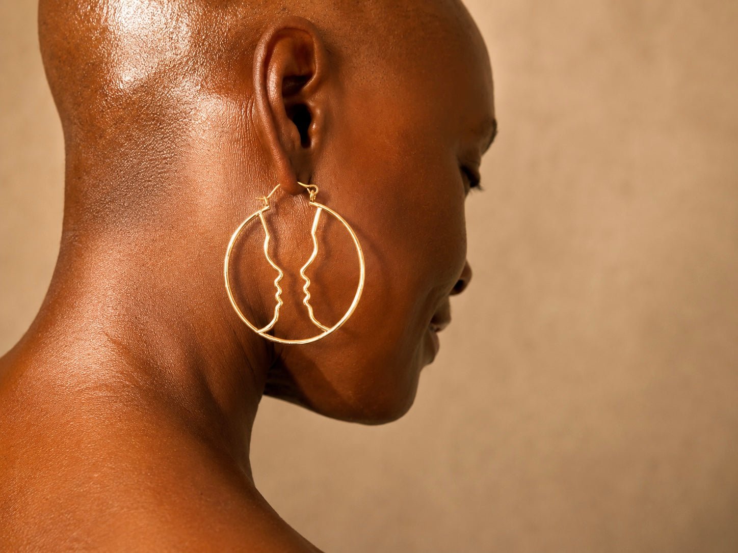 The Mirror Hoop