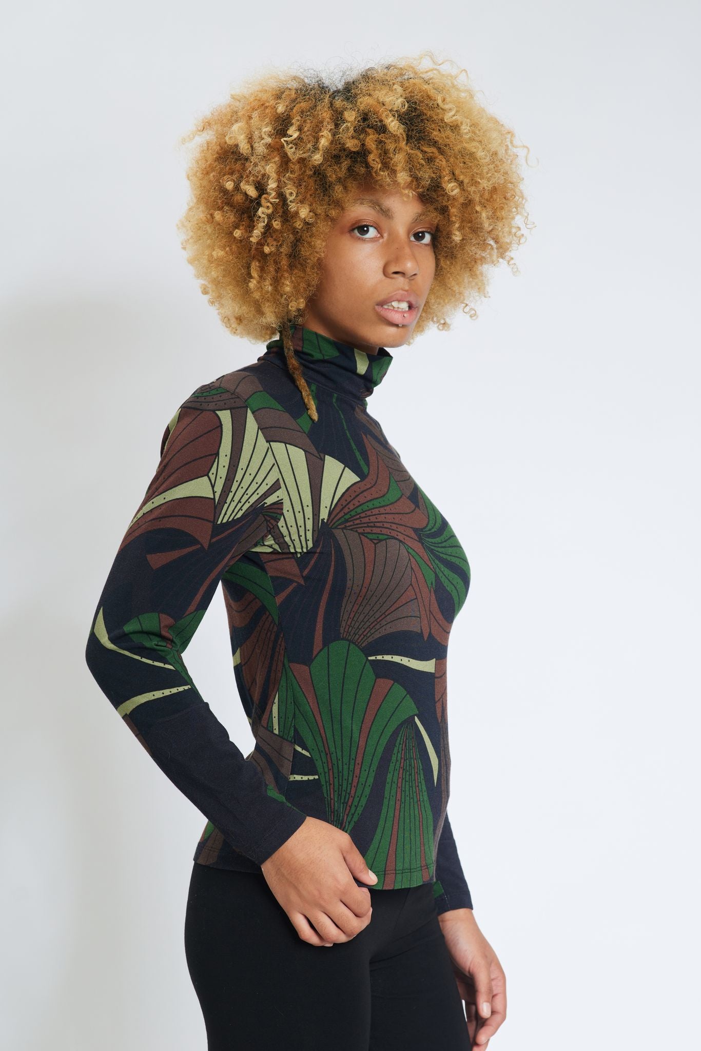 Forest Swamp Turtleneck - Lola Faturoti