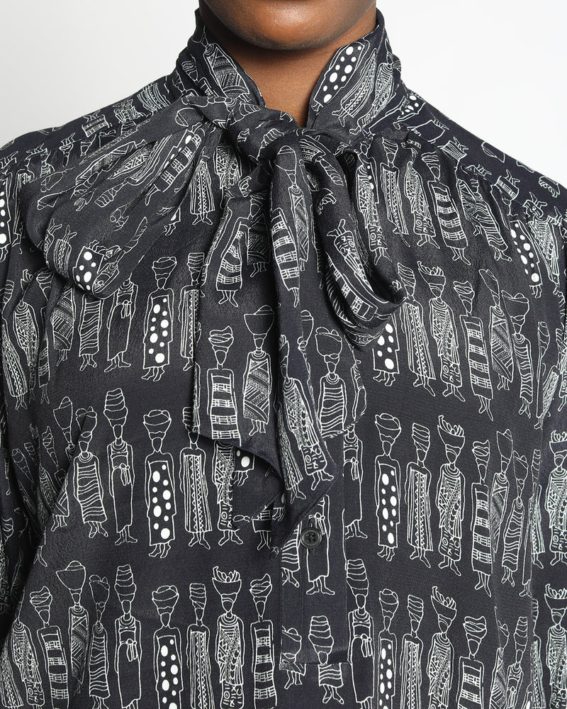 black and white  figure print blouse