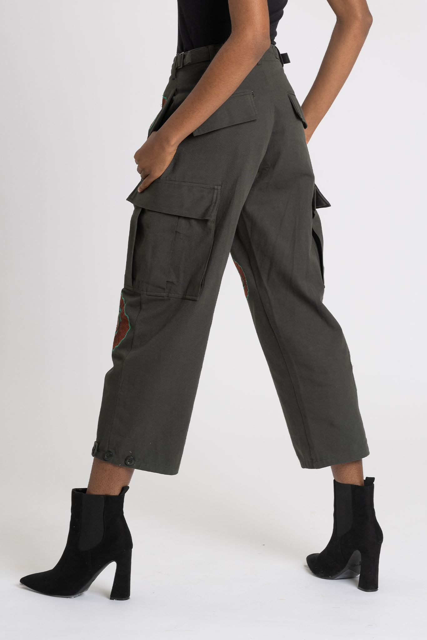 lola-faturoti-loves-pants-green-cargo-red-comet-back-side